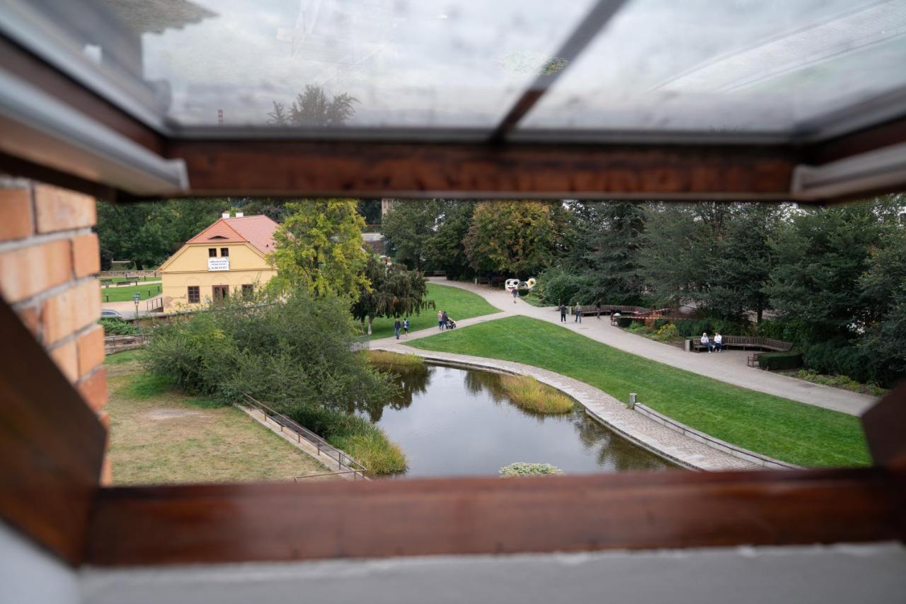 Apartmány V Mlýnské strouze Plzeň Esterno foto